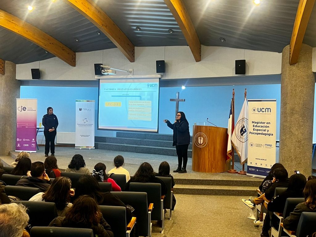 Colegio Andrés Bello expuso en importante seminario de la UCM sobre educación inclusiva