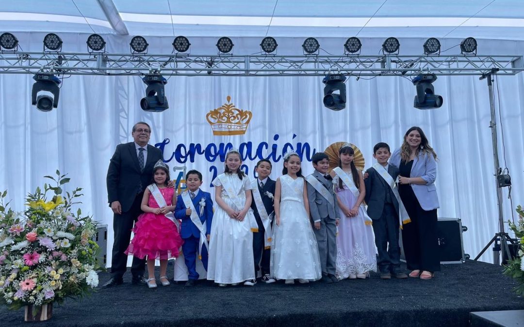 Emotiva Fiesta de Gala y Coronación Reyes y Reinas Primer Ciclo Básico Instituto Andrés Bello