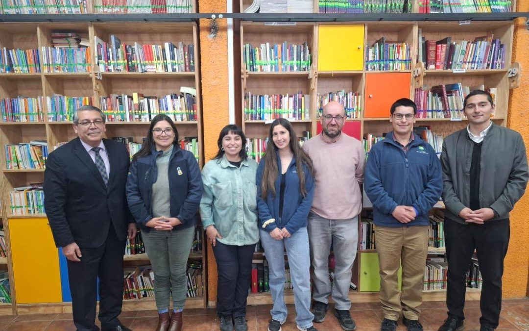 IMPORTANTE PARTICIPACIÓN DE ESTUDIANTES Y PROFESORES DEL INSTITUTO ANDRÉS BELLO, EN PROYECTO FITORASTREANDO EL AIRE DE MI CIUDAD, PATROCINADO POR LA UNIVERSIDAD DE TALCA.