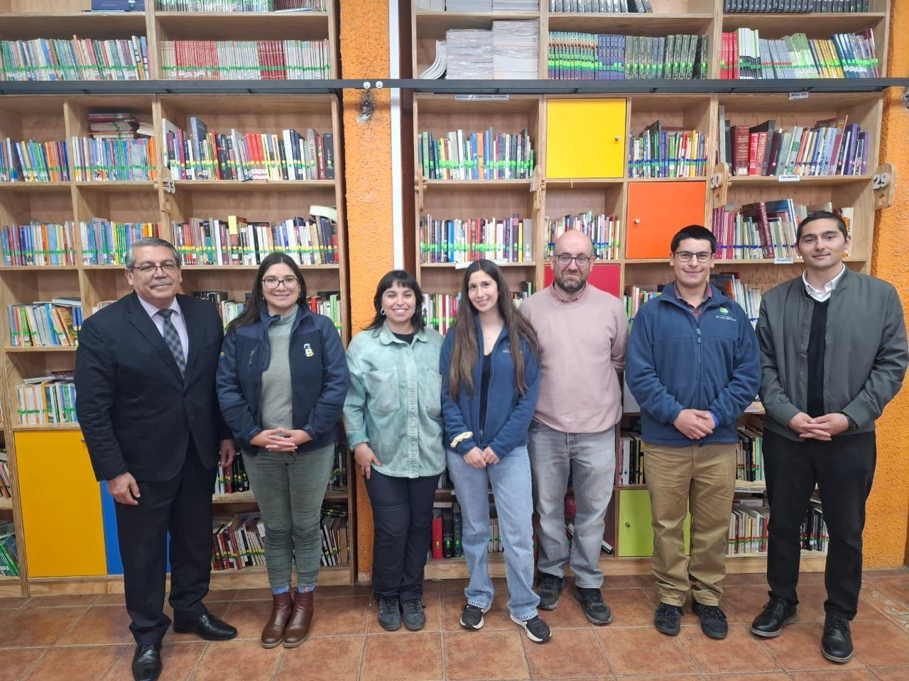 IMPORTANTE PARTICIPACIÓN DE ESTUDIANTES Y PROFESORES DEL INSTITUTO ANDRÉS BELLO, EN PROYECTO FITORASTREANDO EL AIRE DE MI CIUDAD, PATROCINADO POR LA UNIVERSIDAD DE TALCA.